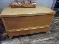 LANE CEDAR CHEST - NO KEY