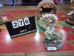 LOT (3): DOLPHIN MUSICBOX, DREAM CATCHER, INDIGINOUS LAMP