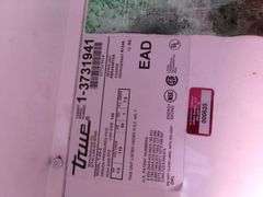 TRUE COMMERCIAL REFRIGERATOR