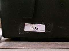 27 GALLON TOTE W/ LIDS, QTY 4