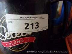 LOT: TEXAS LONGHORN ICE TRAY, PLASTIC COFFEE MUGS, TUPPERWARE