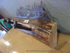 COAT RACK MADE FROM LOG, RAILROAD SPIKES, MOUNTAIN AND WILDLIFE DÉCOR AND HORSESHOE RACK