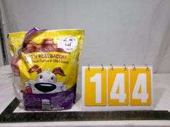 BEGGIN DOG TREAT W/ BACON AND CHEESE FLAVOR