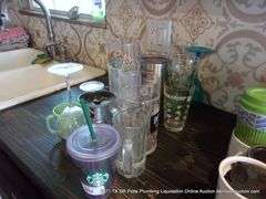 LOT: GLASS CUPS, MUGS, WINE GLASSES, STAINLESS CUP, MASON JAR