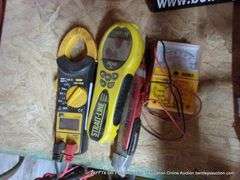 LOT: STRAIT-LINE, LIVE WIRE TOOL, VOLT METERS