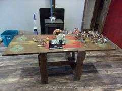 HANDMADE NATIVE AMERICAN DESIGN TABLE
