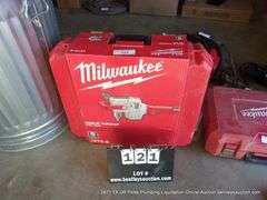 MILWAUKEE HOLE HAWG 1/2" DRILL 1676-6