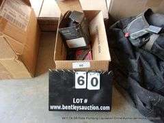 BOX: UNIVERSAL HIGH FLOW ROUGH, JIGSAW BLADES, ANGLE GRINDER PARTS, SCRAPER