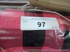 LOT: BLINDS, WRAPPING PAPER, ETC