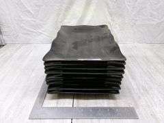 STACK OF BLACK PLASTIC PLATES, QTY 9