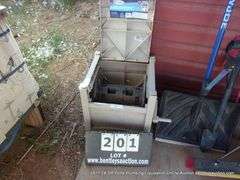 SUNCAST HOSE HIDEAWAY GARDEN HOSE REEL