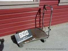 SMALL METAL FLAT PUMPING CART