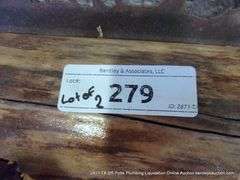 COAT RACK MADE FROM LOG, RAILROAD SPIKES, MOUNTAIN AND WILDLIFE DÉCOR AND HORSESHOE RACK