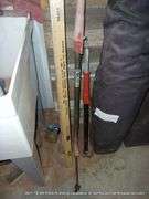 LOT: HARD HAT, YARD STICK, LEVEL, CLOSET AUGERS, KNIFE, TIRE PRESSURE GAUGE