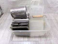 SMALL PLASTIC BIN, ASSORTED KITCHEN LIDS