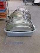 DISH TOTE W/ PIZZA PANS