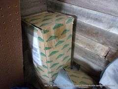 LOT: VINYL TOP & PARTS FOR A JEEP