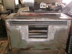 INDUSTRIAL KITCHEN PIZZA OVEN