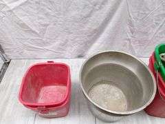 SILVER BUCKET, (5) SMALL WATER BUCKETS, BAG W/ ASSORTED BAGS