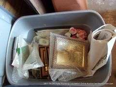 POLY TOTE: WALL ART, PICTURE FRAMES, ARTIFICIAL FLOWERS, ETC