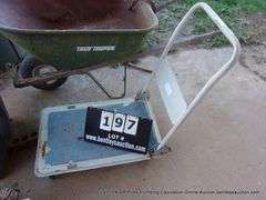 SMALL METAL CART - RUSTED