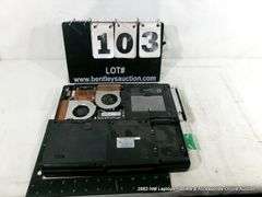 MWAVE LAPTOP WINDOW XP - HEAVILY SCRATCHED