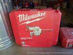 MILWAUKEE HOLE HAWG 1/2" DRILL 1676-6
