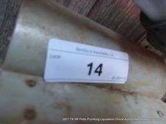 LOT: SPRAY CAN HOLDERS, MOPS, WASH BRUSH, ETC