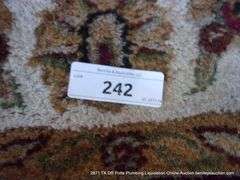 AREA THROW RUG - UNKNOWN SIZE