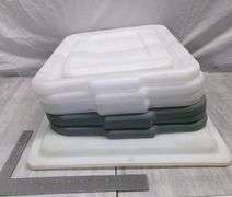 VARIETY OF ASSORTED LIDS QTY 10