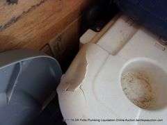 LOT: (2) COOLERS, (1) LIQUID CONTAINER - COLEMAN