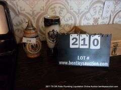 LOT: DEUTSCHLAND STEIN AND DEUTSCHLAND CERAMIC HORN