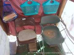 LOT: (2) CHAIRS, (3) BASKETS