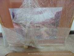 LOT: (2) WALL PICTURES AND (1) MONTHLY BOARD