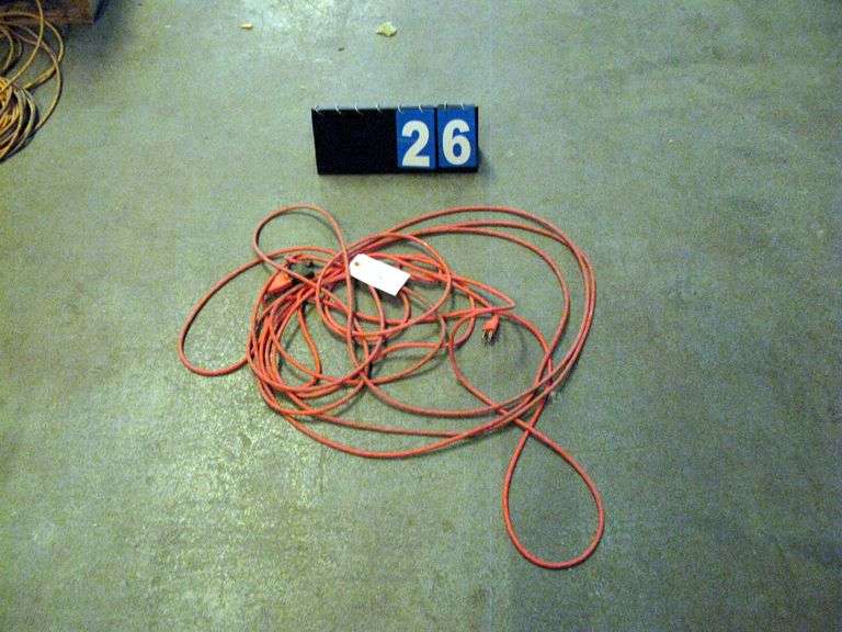 ORANGE EXTENSION CORD