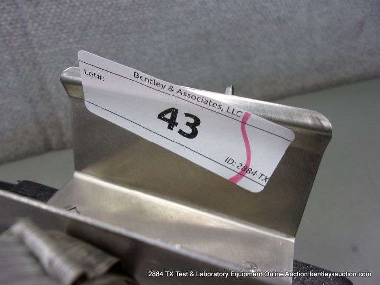 LUDLUM MEASUREMENTS MODEL: 12 SURVEY COUNT RATE METER