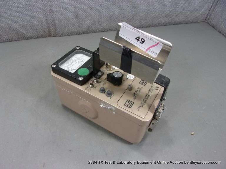 LUDLUM MEASUREMENTS MODEL: 12 SURVEY COUNT RATE METER