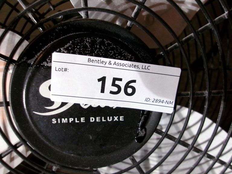 SIMPLE DELUXE FLOOR FAN