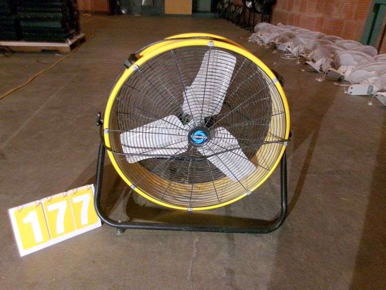 TORNADO 24IN. HIGH VELOCITY TILTING BLOWER DRUM FAN