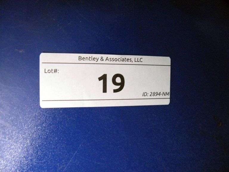 RUBBERMAID RECYCLE CAN