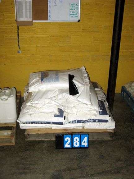 PALLET: MISCL FLOWERING BLEND/ AND CALCIUM NITRATE