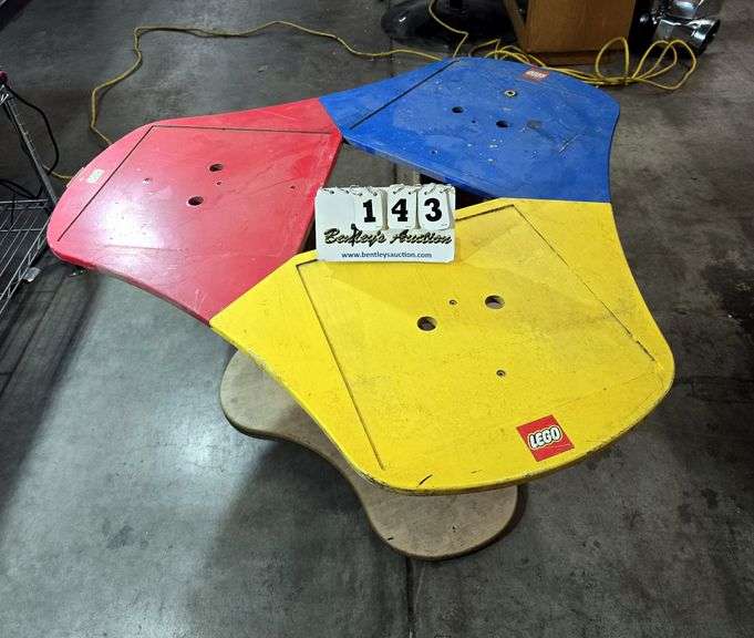 RARE LEGO 774509 TABLE