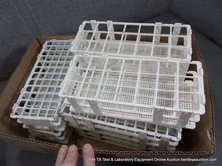 BOX: LABORATORY LAB TRAYS