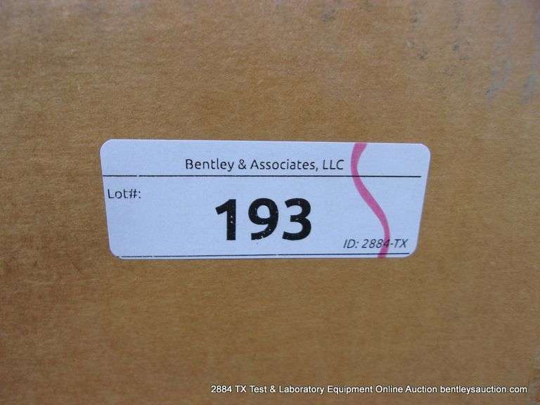 BOX: (2) STAINLESS LABORATORY FLANGES