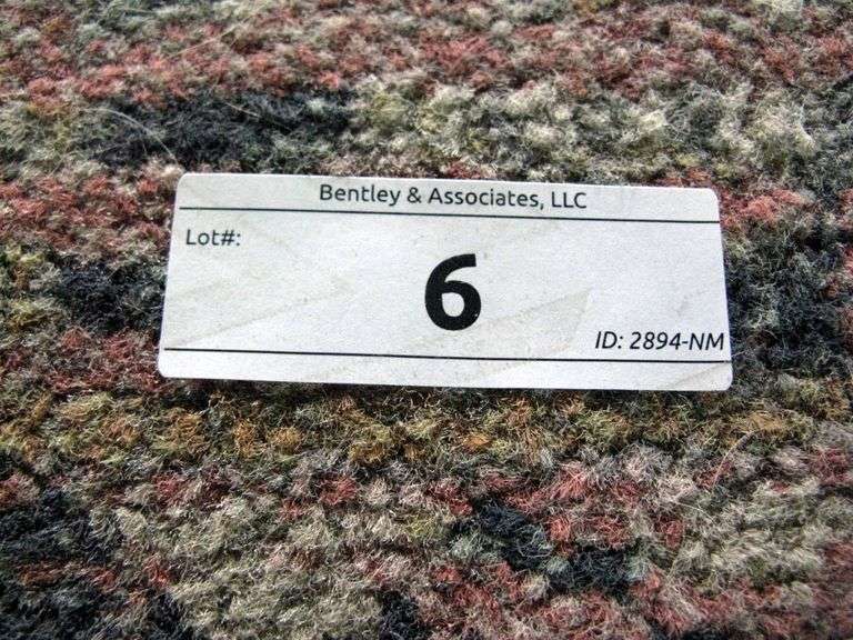 AREA RUG, 7'10" X 10'