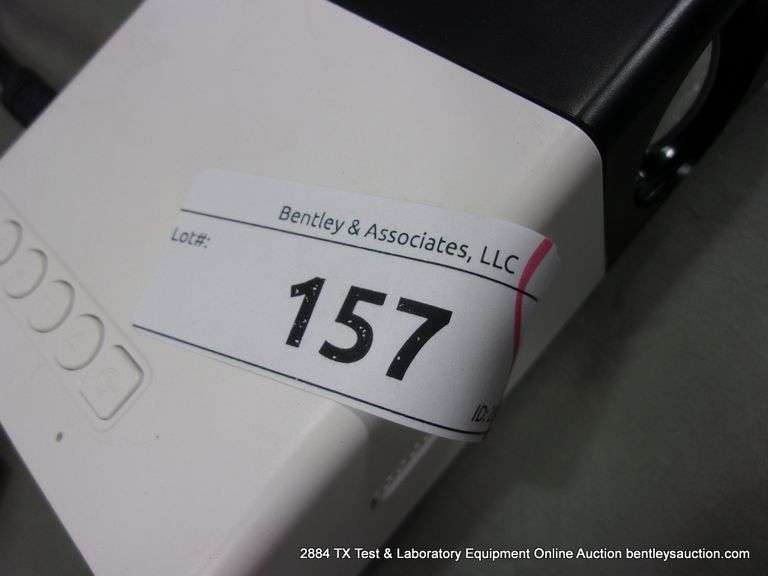 ULTRA COMPACT LED VIDEO PROJECTOR