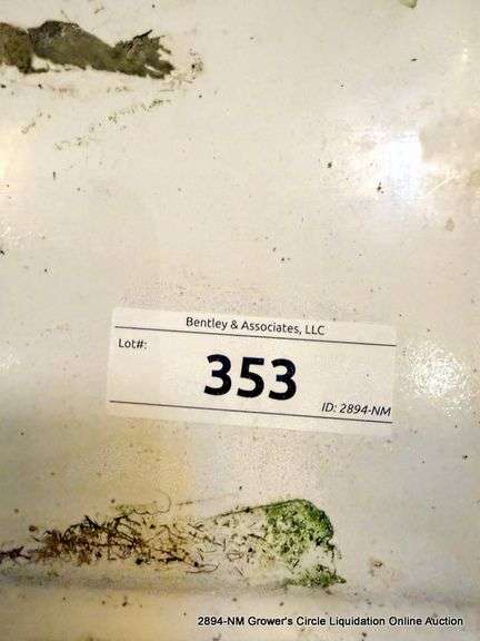 2 - BOTANICARE 4'X8' WHITE RACK TRAY W/ 6" DRAIN - 2 X MONEY