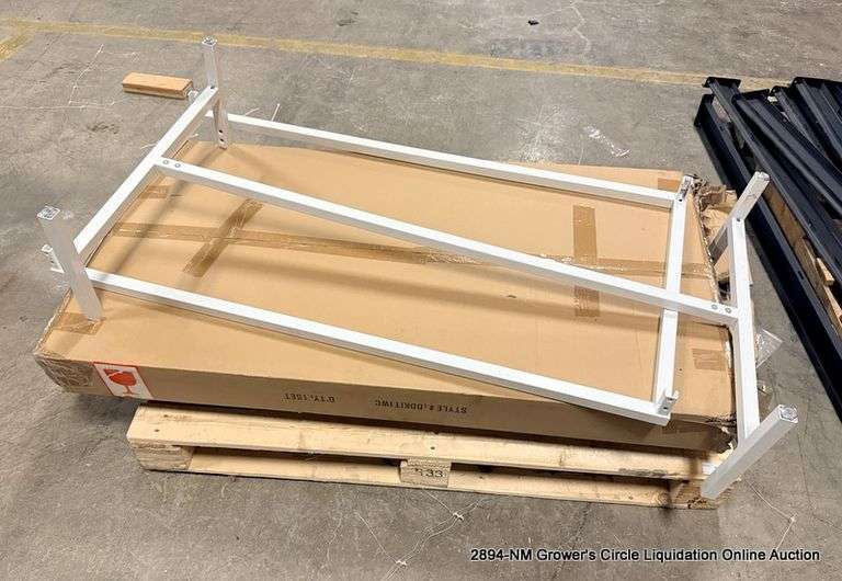PALLET OF WHITE COFFEE TABLE FRAME