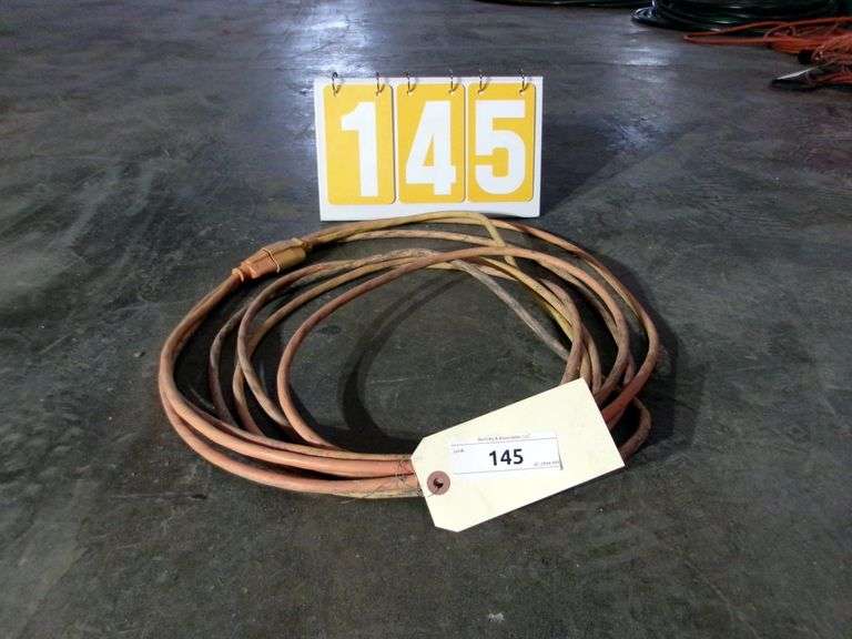ORANGE EXTENSION CORD