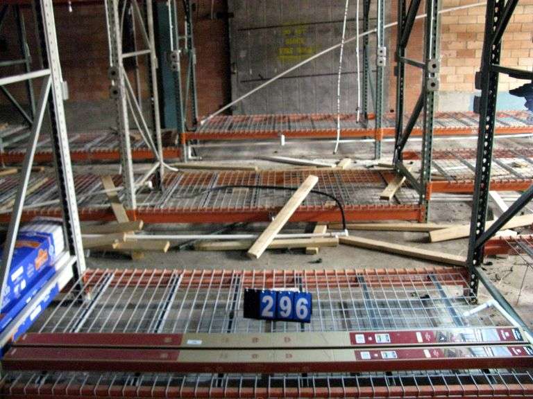 METALUX 46" STRIP LIGHT, QTY 2